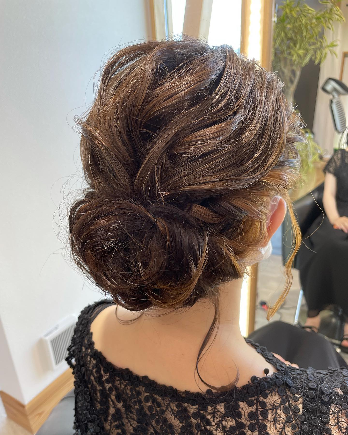 #お呼ばれヘア．．#ヘアアレンジ#可愛い#ゆるヘア #ドレス#おめかし#お出かけ．．〠627-0004京丹後市峰山町荒山1220-1︎0772608704close:Wednesday